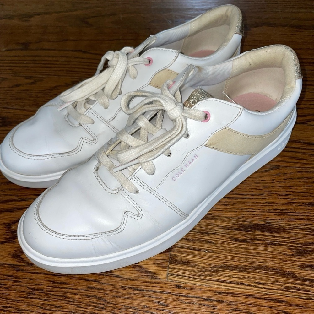 Cole Haan Women White and Gold Grand Cross Court Sneaker Shoes Size 7.5
